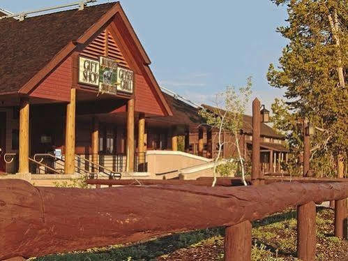 Old Faithful Snow Lodge Dış mekan fotoğraf